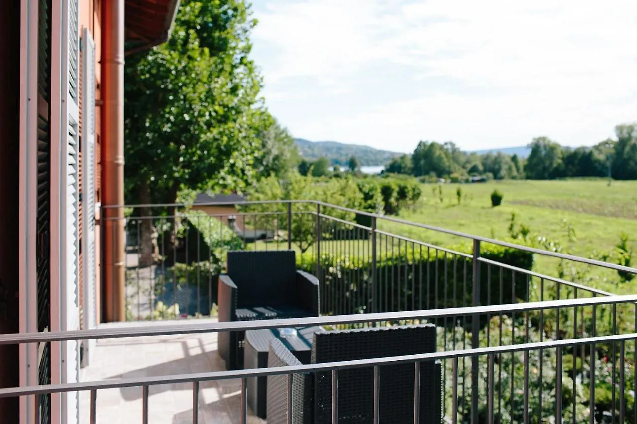 Gospodarstwo agroturystyczne Agriturismo Familiare I Giardini Del Lago Varese