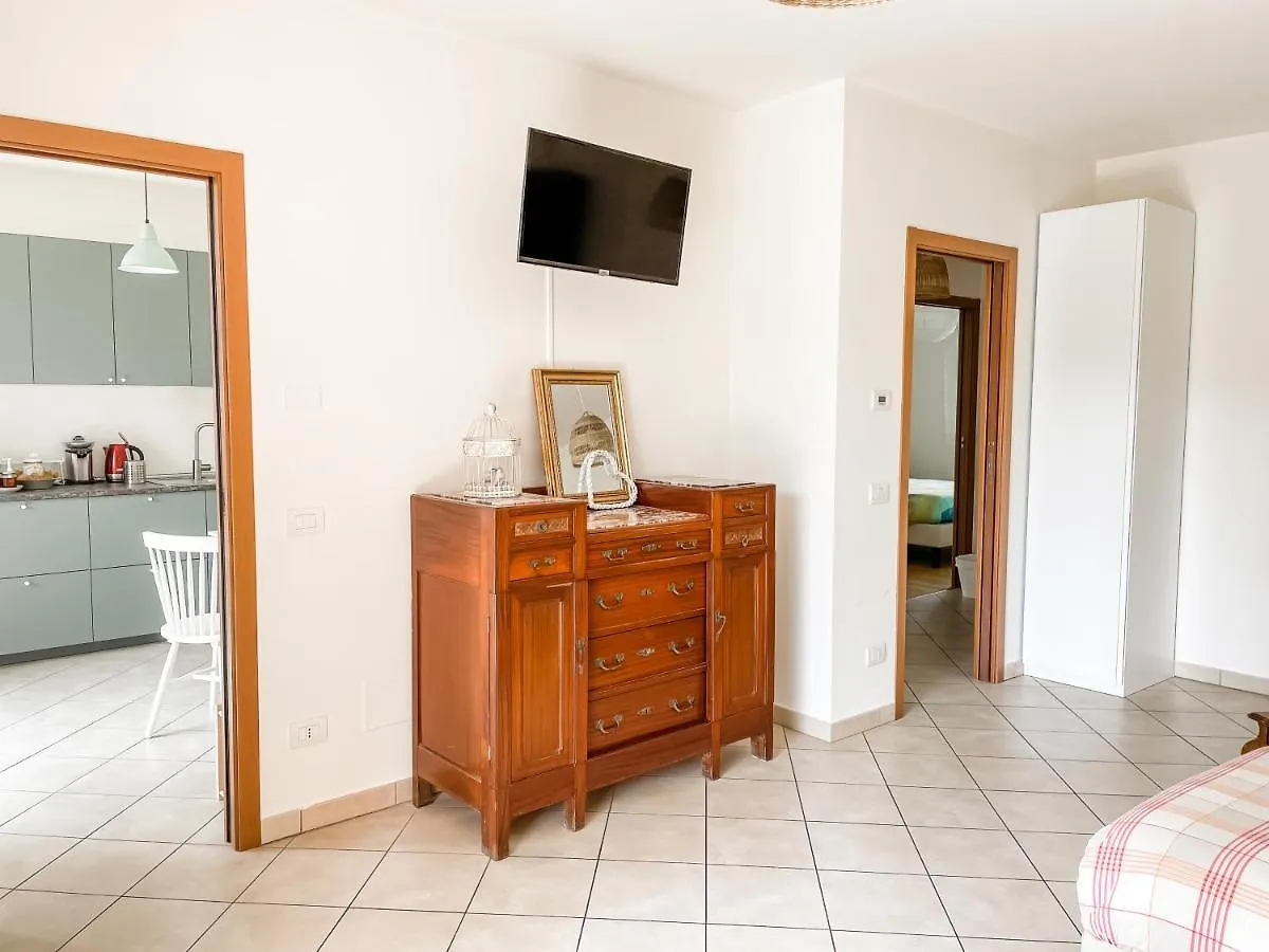 Agriturismo Familiare I Giardini Del Lago Varese Farm stay
